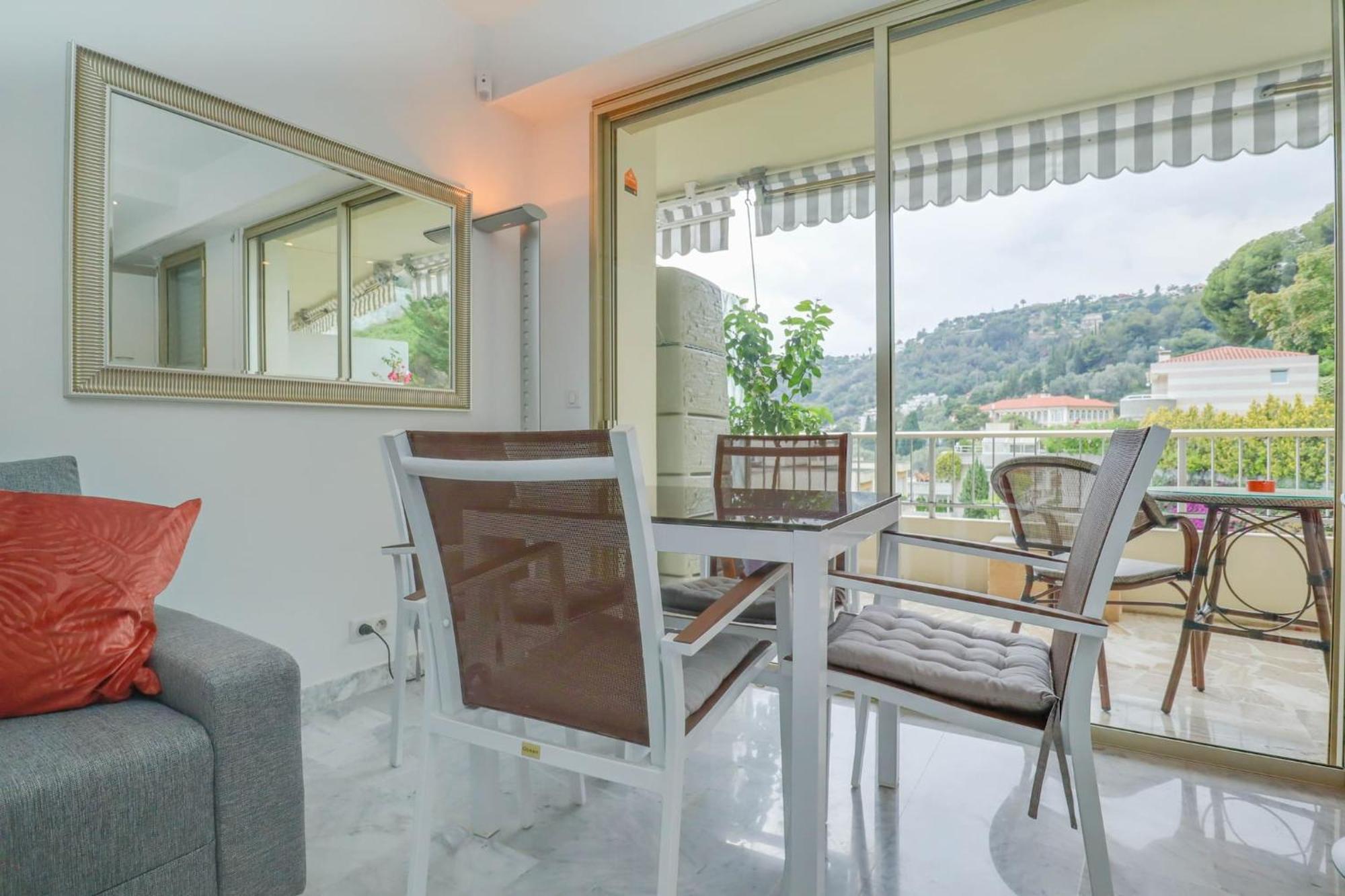 « La Grande » Vue Mer, Piscine Menton